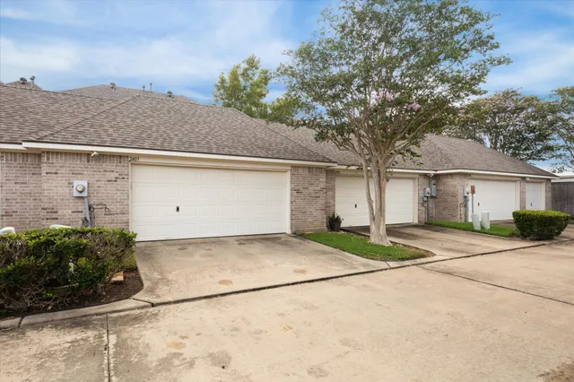 a view of backyard of house