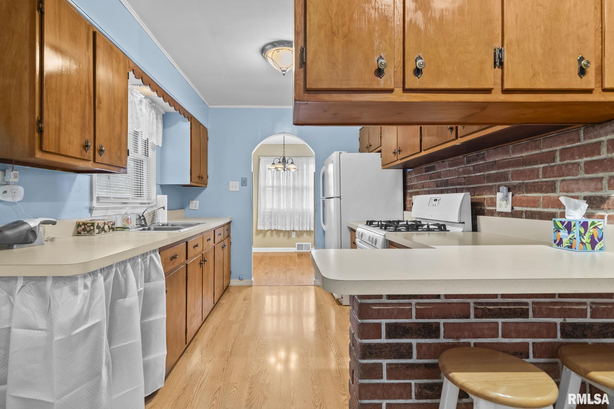 1527 Chalmers Street Springfield, IL 62703 - Photo 12 of 31