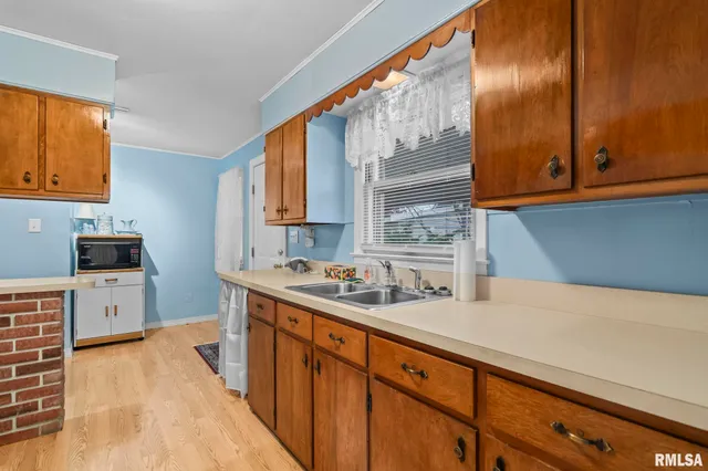 $119,900 | 1527 Chalmers Street, Springfield, IL 62703