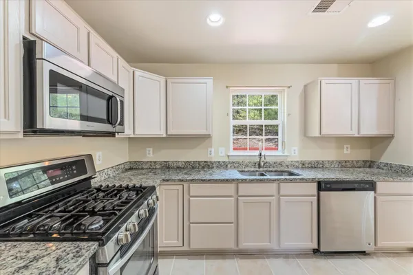 $635,000 | 3068 Pony Ridge Turn, Dumfries, VA 22026