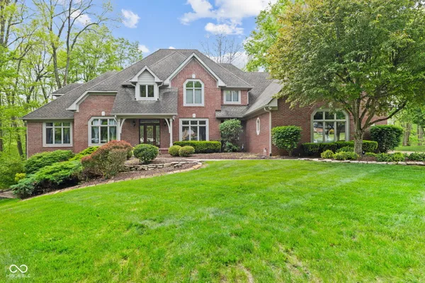 $830,000 | 1462 Eagle Trace Court, Greenwood, IN 46143