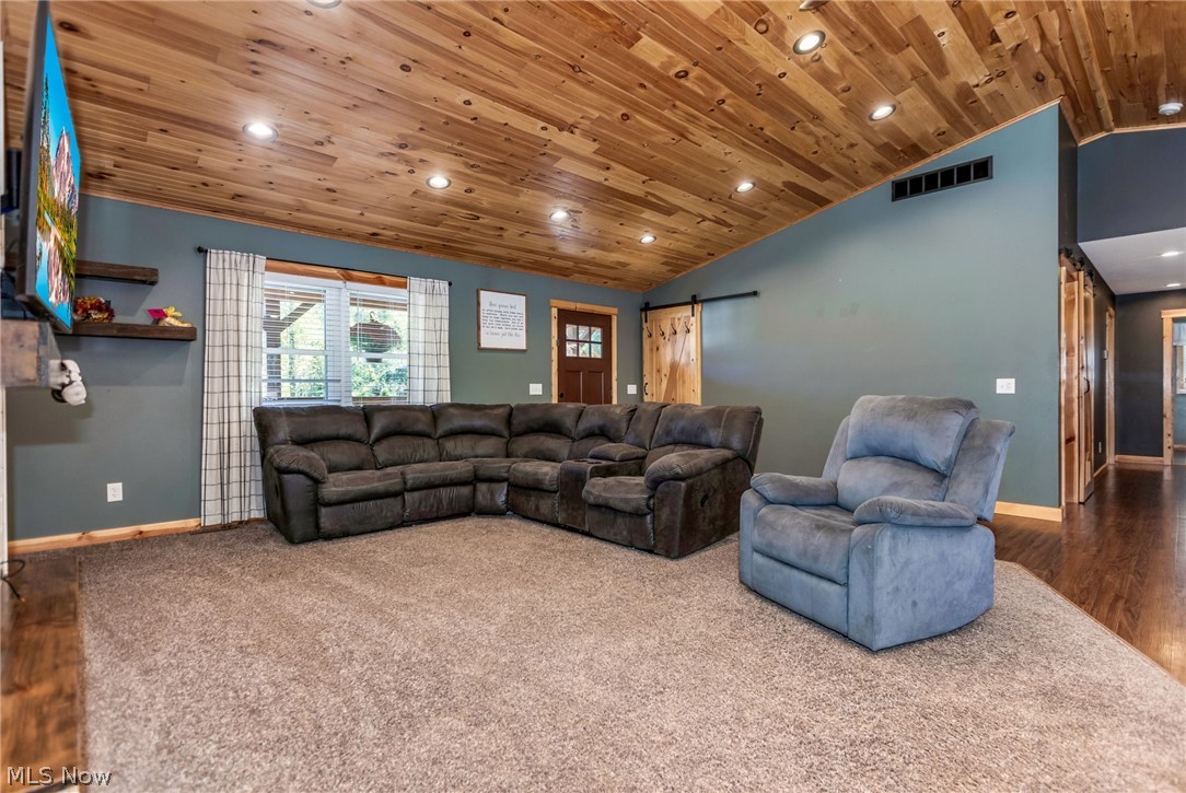 62063 Savage Road Cambridge, OH 43725 - Photo 9 of 50