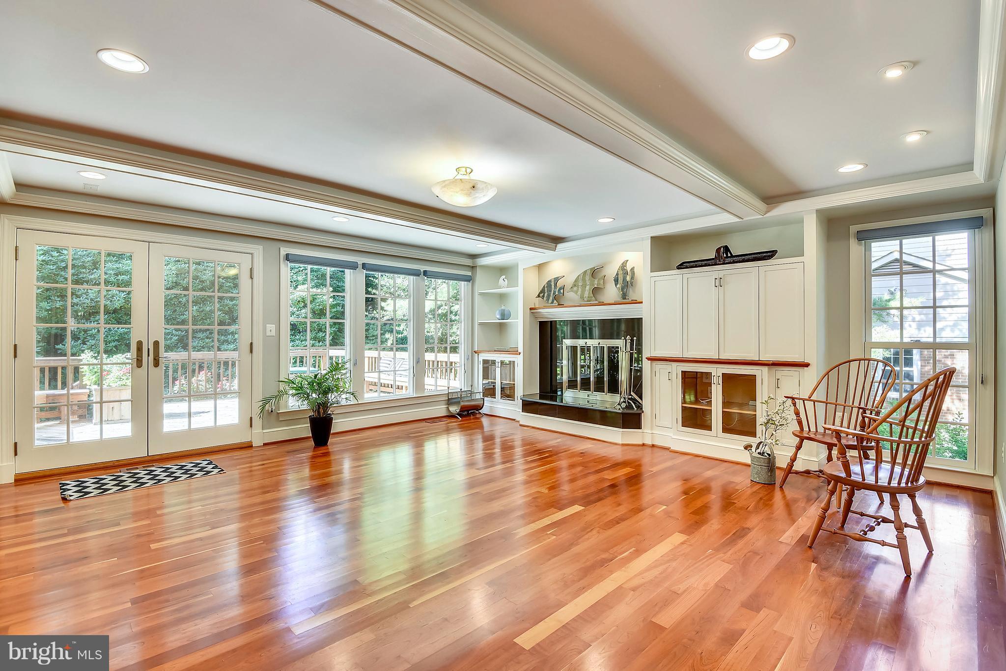 103 Charlesbrooke Road Baltimore, MD 21212 - Photo 2 of 30 Family Room