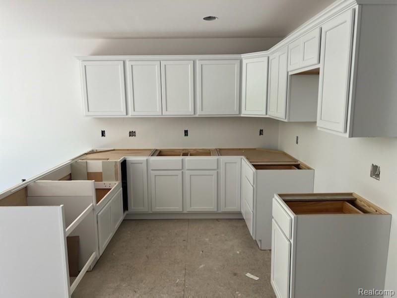 5620 Sutton Road Dryden, MI 48428 - Photo 5 of 7