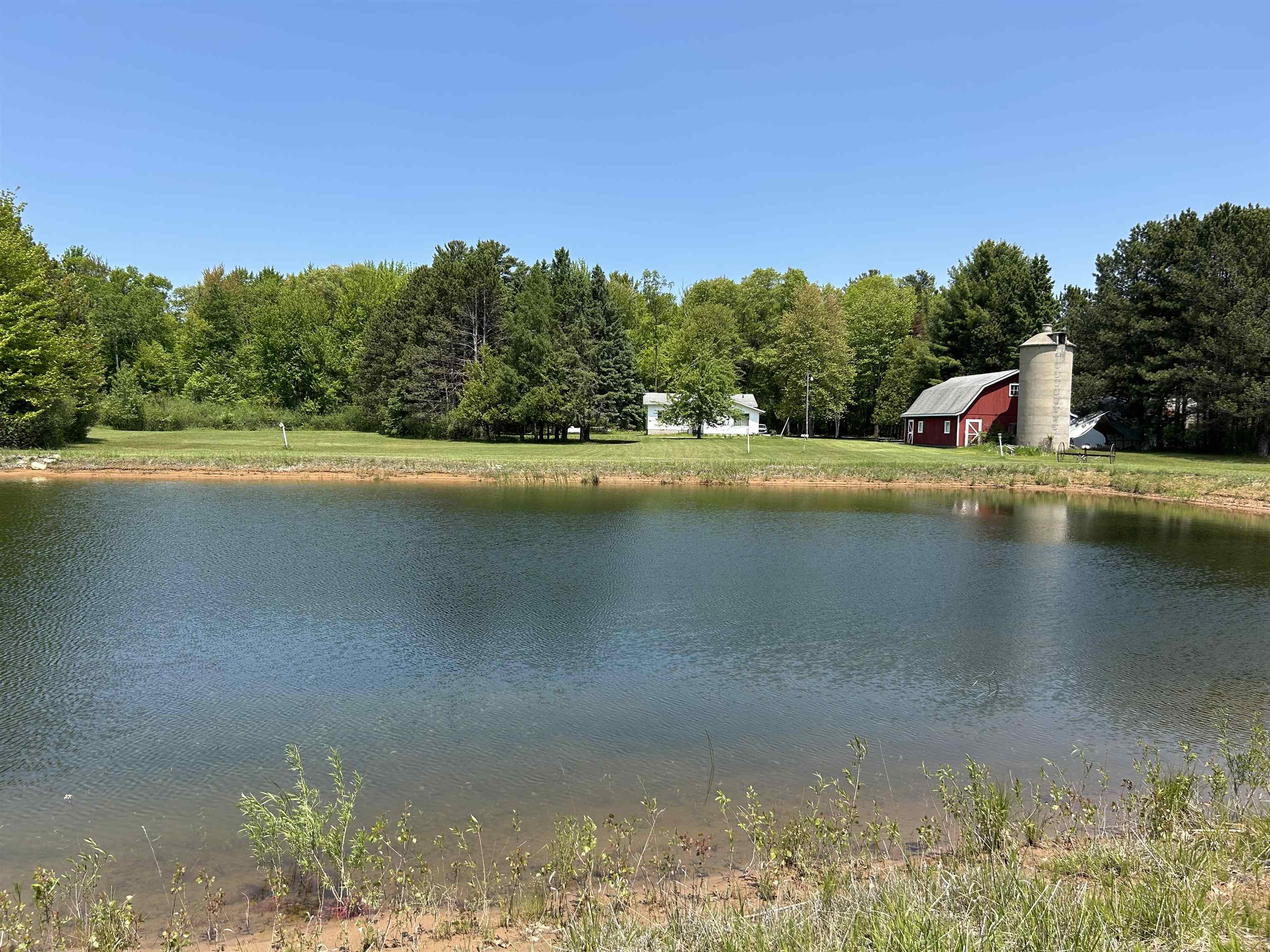 N1901 Kutz Road Marinette, WI 54143 - Photo 4 of 21