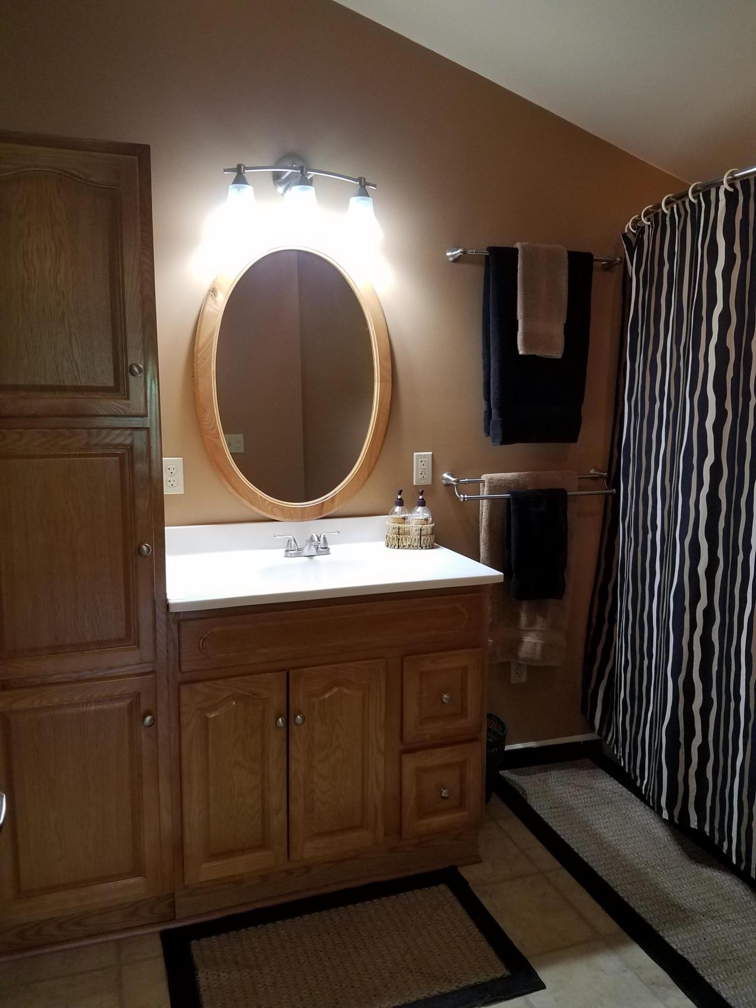 724 Widner Road New Tazewell, TN 37825 - Photo 28 of 36 Bathroom