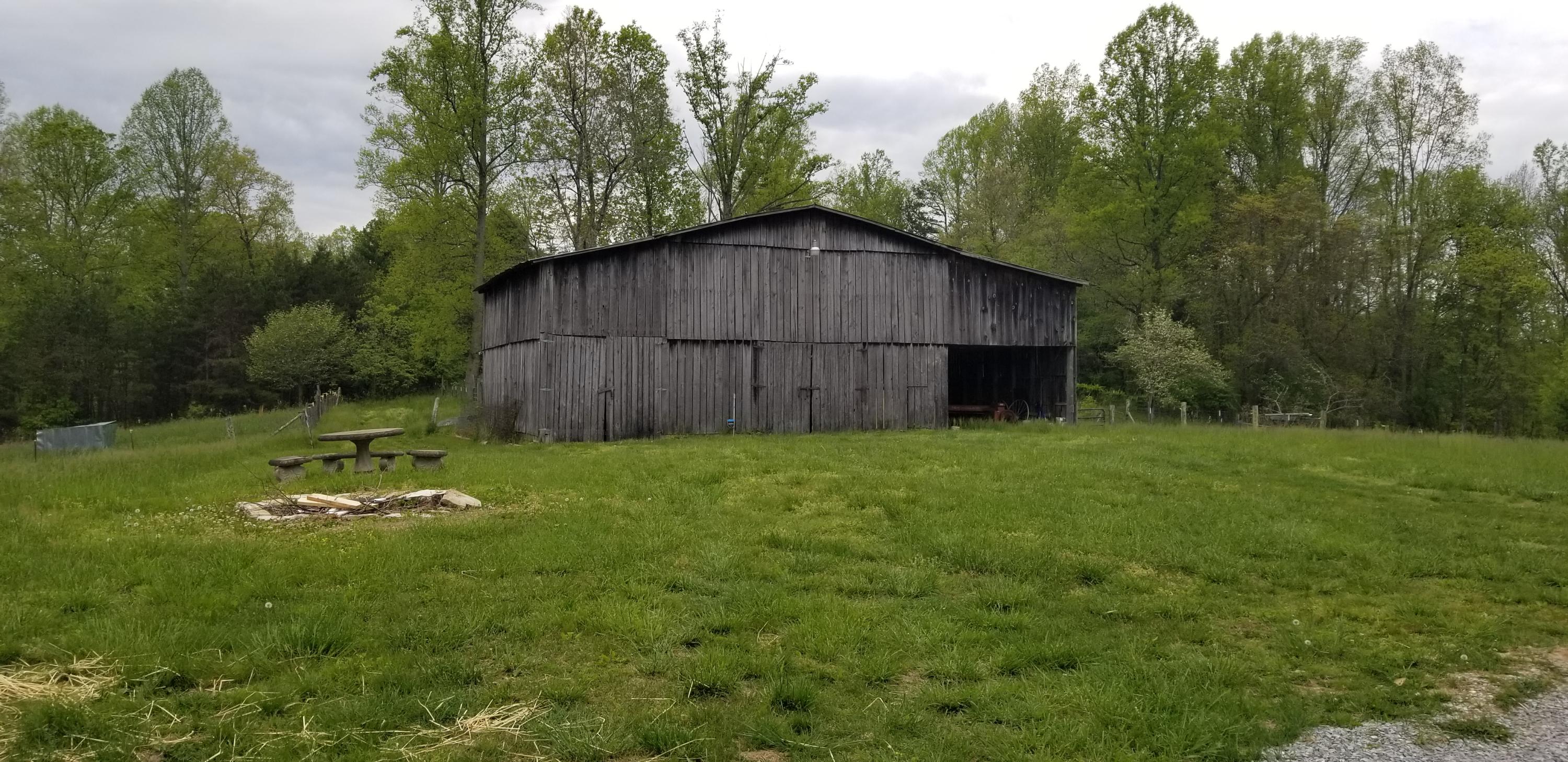 724 Widner Road New Tazewell, TN 37825 - Photo 32 of 36 161732