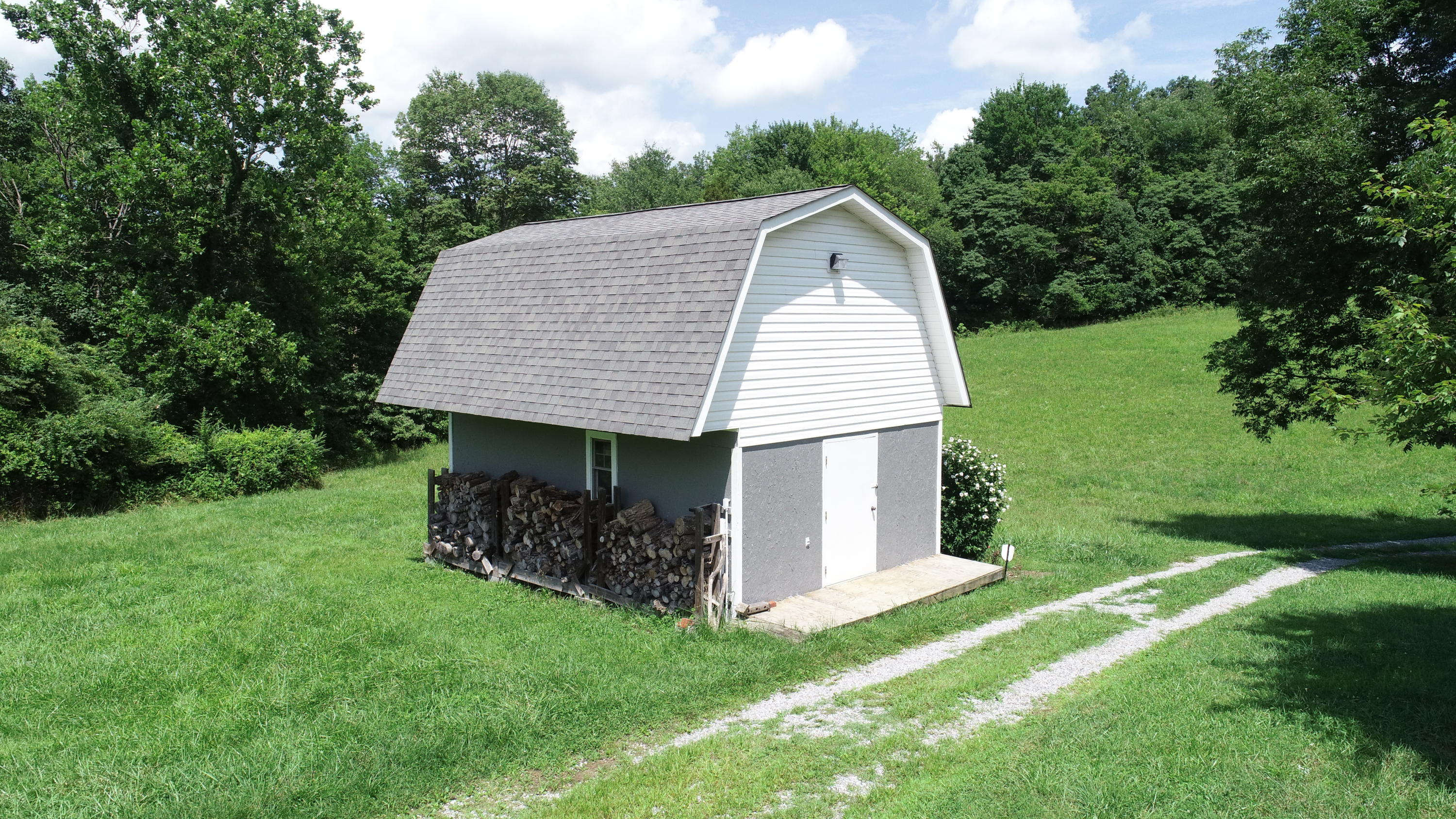 724 Widner Road New Tazewell, TN 37825 - Photo 34 of 36 DJI_0064