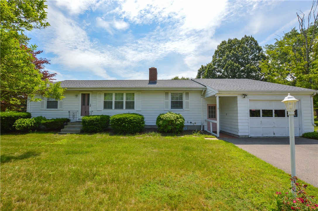 162 Old River Road Lincoln, RI 02865 - Photo 1 of 32 Gallery Image 1