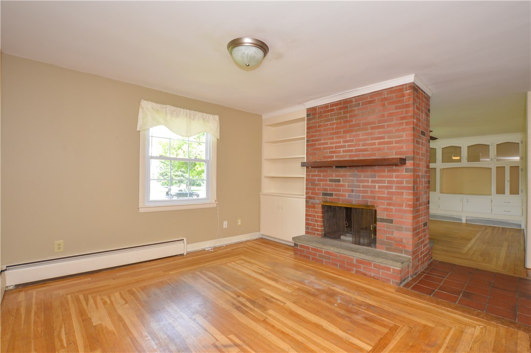 162 Old River Road Lincoln, RI 02865 - Photo 13 of 32 Gallery Image 13