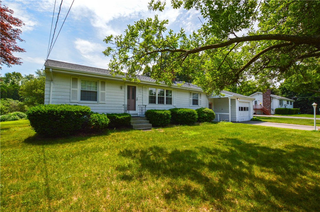 162 Old River Road Lincoln, RI 02865 - Photo 3 of 32 Gallery Image 3