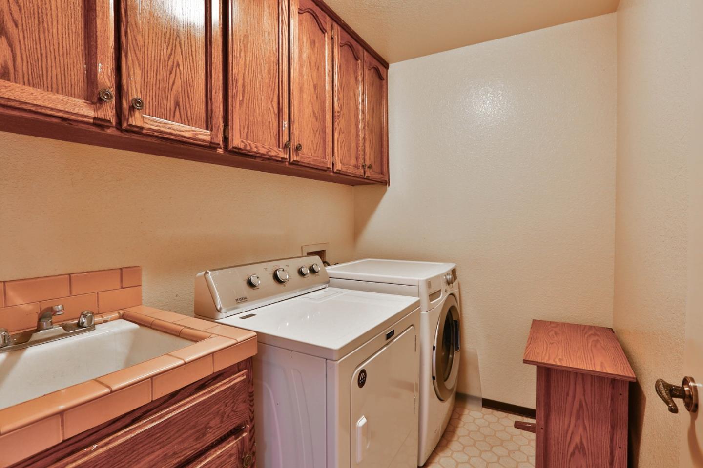6964 McCall Drive San Jose, CA 95120 - Photo 25 of 57 a utility room with dryer and washer