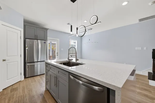 $2,950 | 10021 Alfred Lane, Unit A, Houston, TX 77041