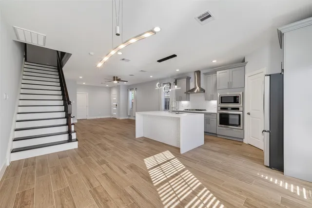 $2,950 | 10021 Alfred Lane, Unit A, Houston, TX 77041