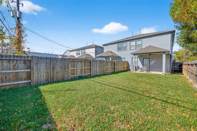 $2,950 | 10021 Alfred Lane, Unit A, Houston, TX 77041