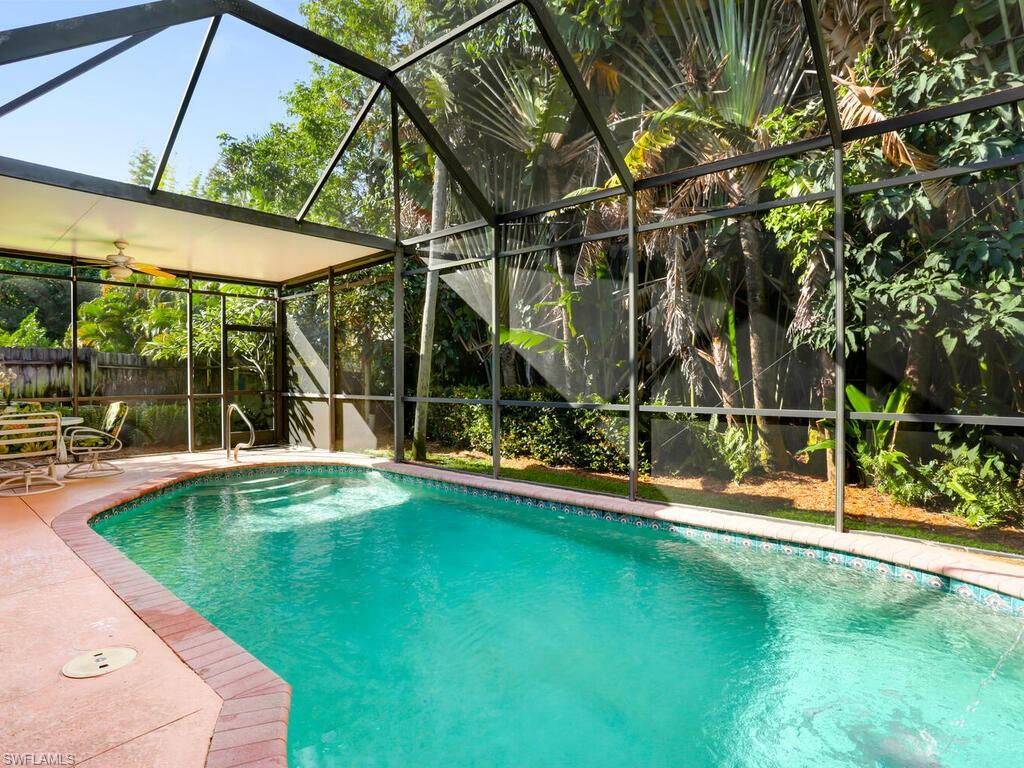 1079 Michigan Avenue Naples, FL 34103 - Photo 9 of 31