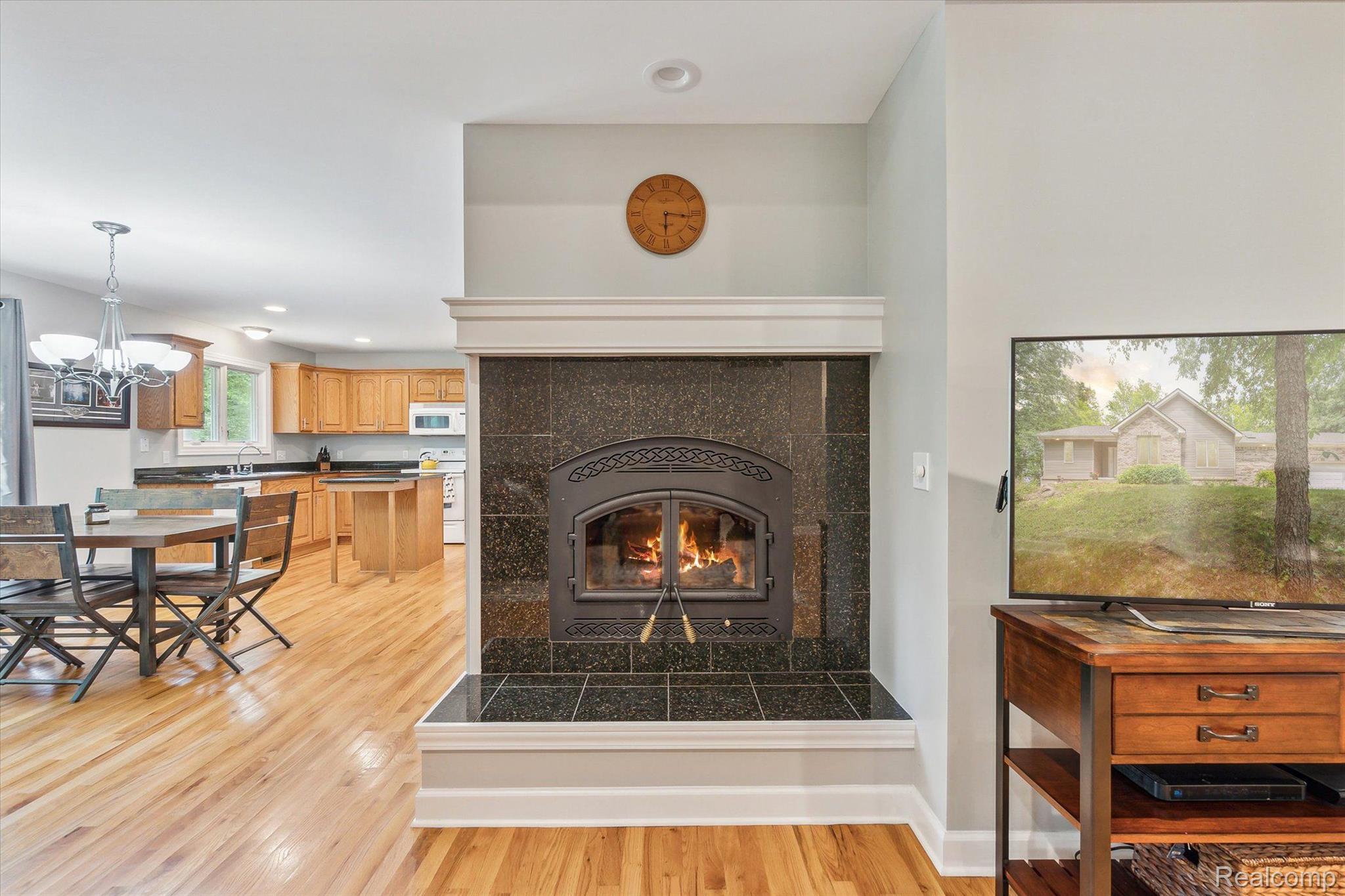 6323 Cohoctah Road Fenton, MI 48430 - Photo 10 of 38 Gallery Image 10