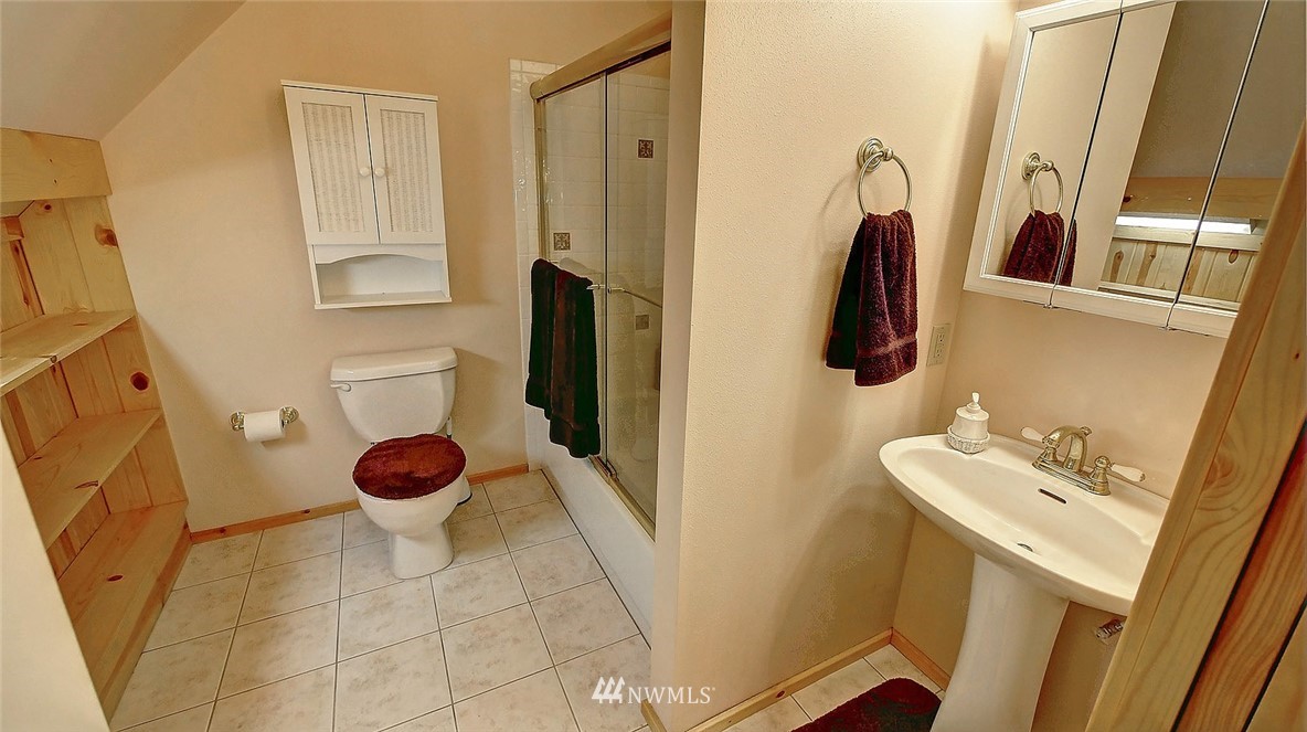 10 Highland Meadows Road Winthrop, WA 98862 - Photo 14 of 24