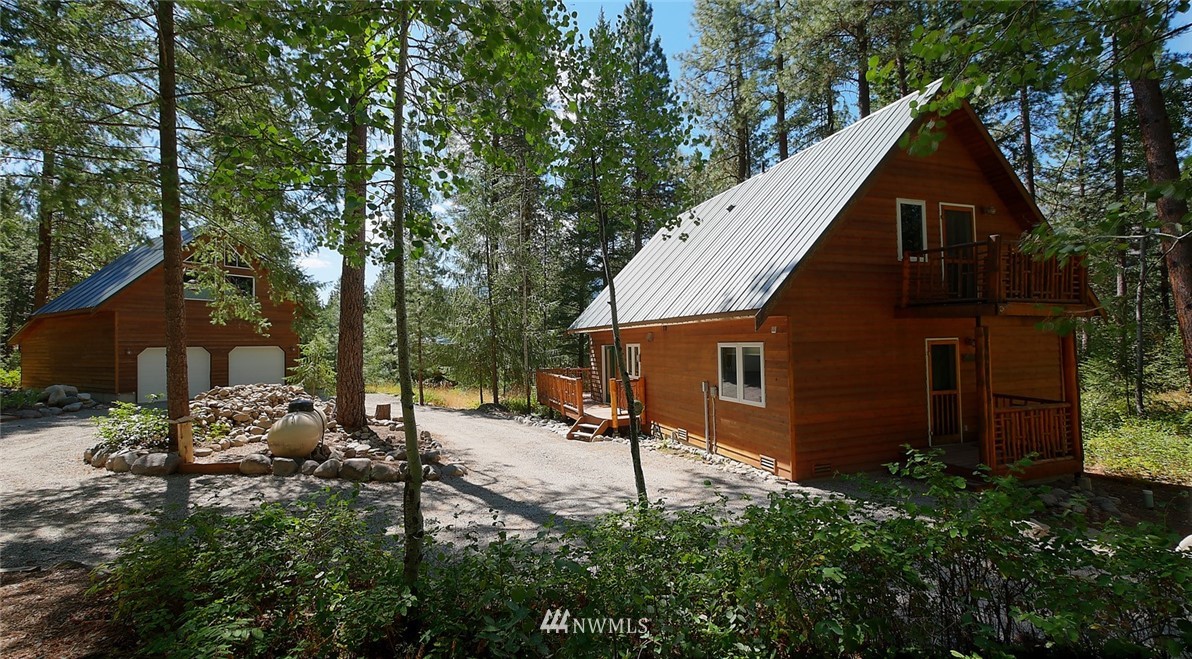 10 Highland Meadows Road Winthrop, WA 98862 - Photo 3 of 24