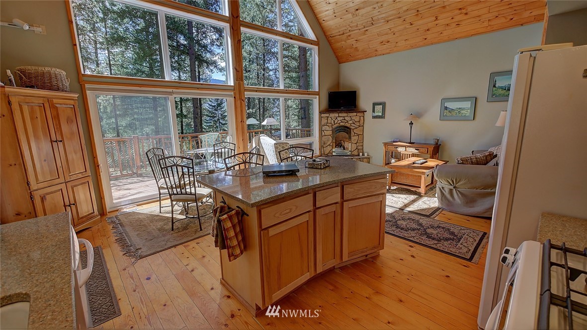 10 Highland Meadows Road Winthrop, WA 98862 - Photo 6 of 24