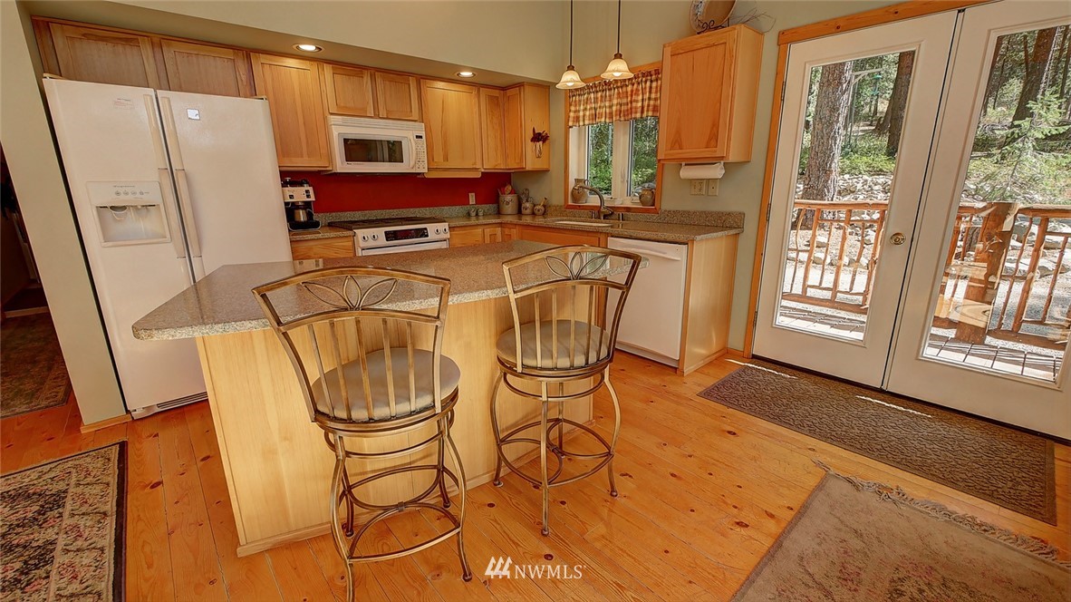 10 Highland Meadows Road Winthrop, WA 98862 - Photo 7 of 24