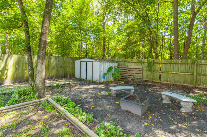 110 Lowndes Road Goose Creek, SC 29445 - Photo 3 of 22 bkyd3