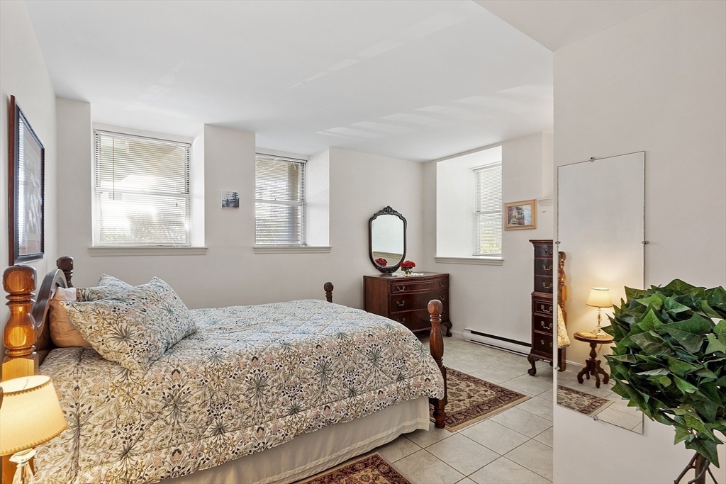 8 Summer Street, Unit 103 Gloucester, MA 01930 - Photo 16 of 33