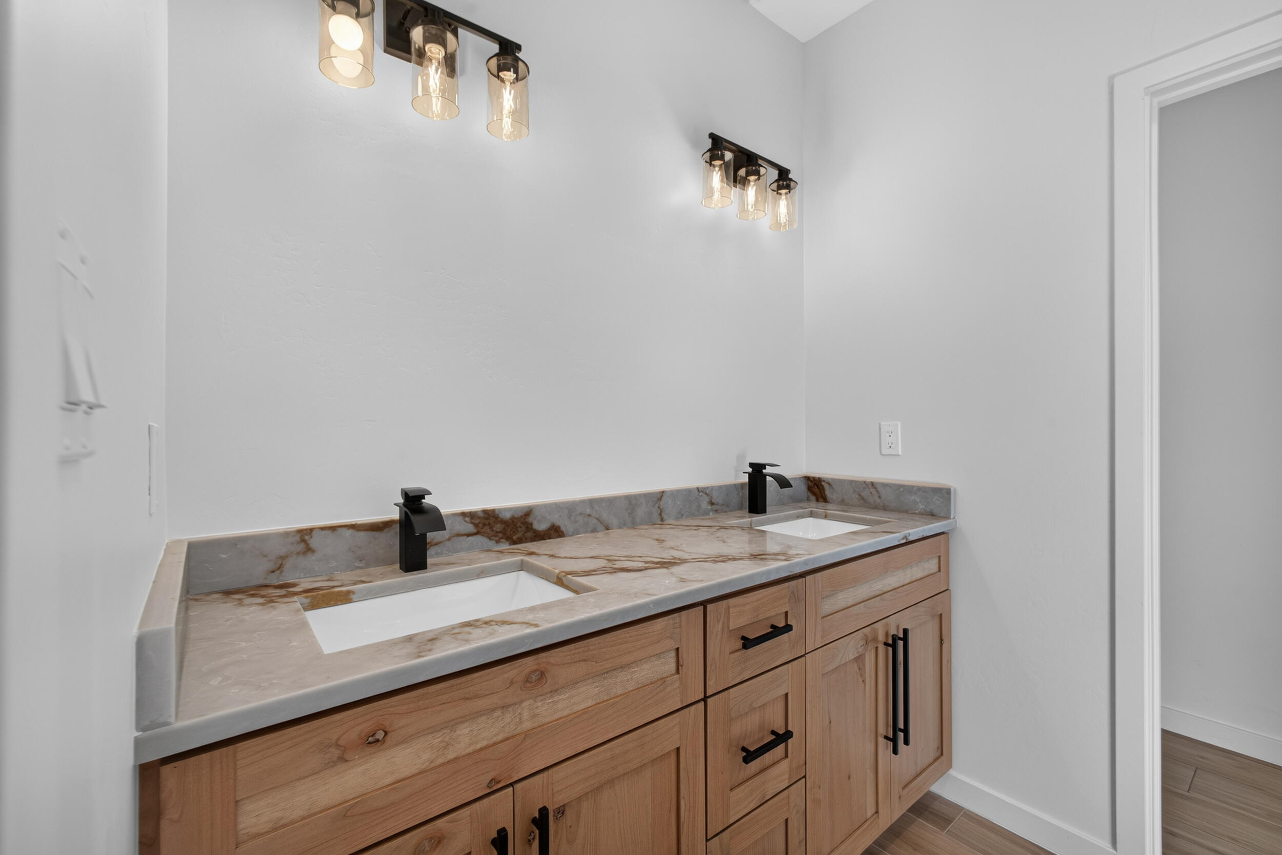 121 9th Avenue Northwest Rio Rancho, NM 87124 - Photo 19 of 34 Gallery Image 19