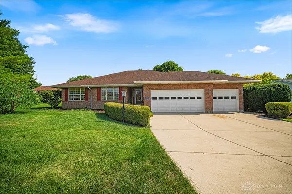 $399,900 | 1780 Tearose Circle, Fairborn, OH 45324