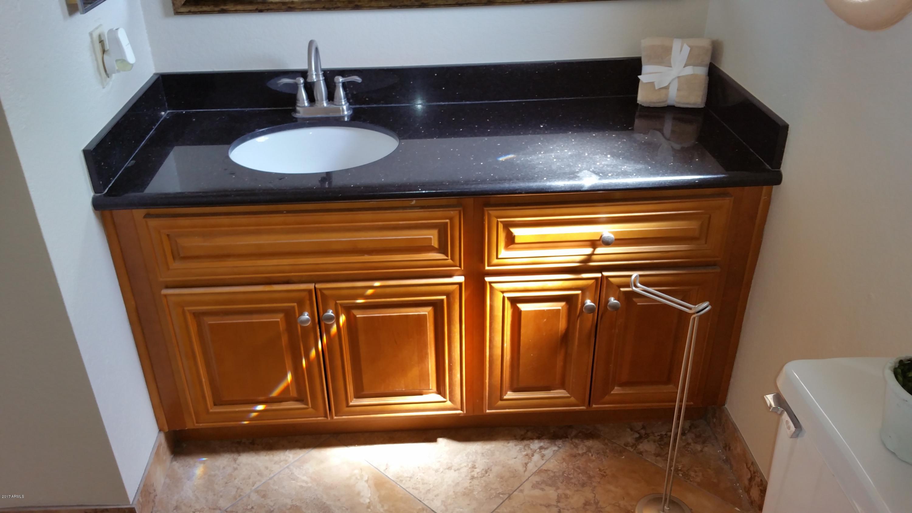 2031 West Bloomfield Road, Unit 6 Phoenix, AZ 85029 - Photo 14 of 37 20170922_130402 1