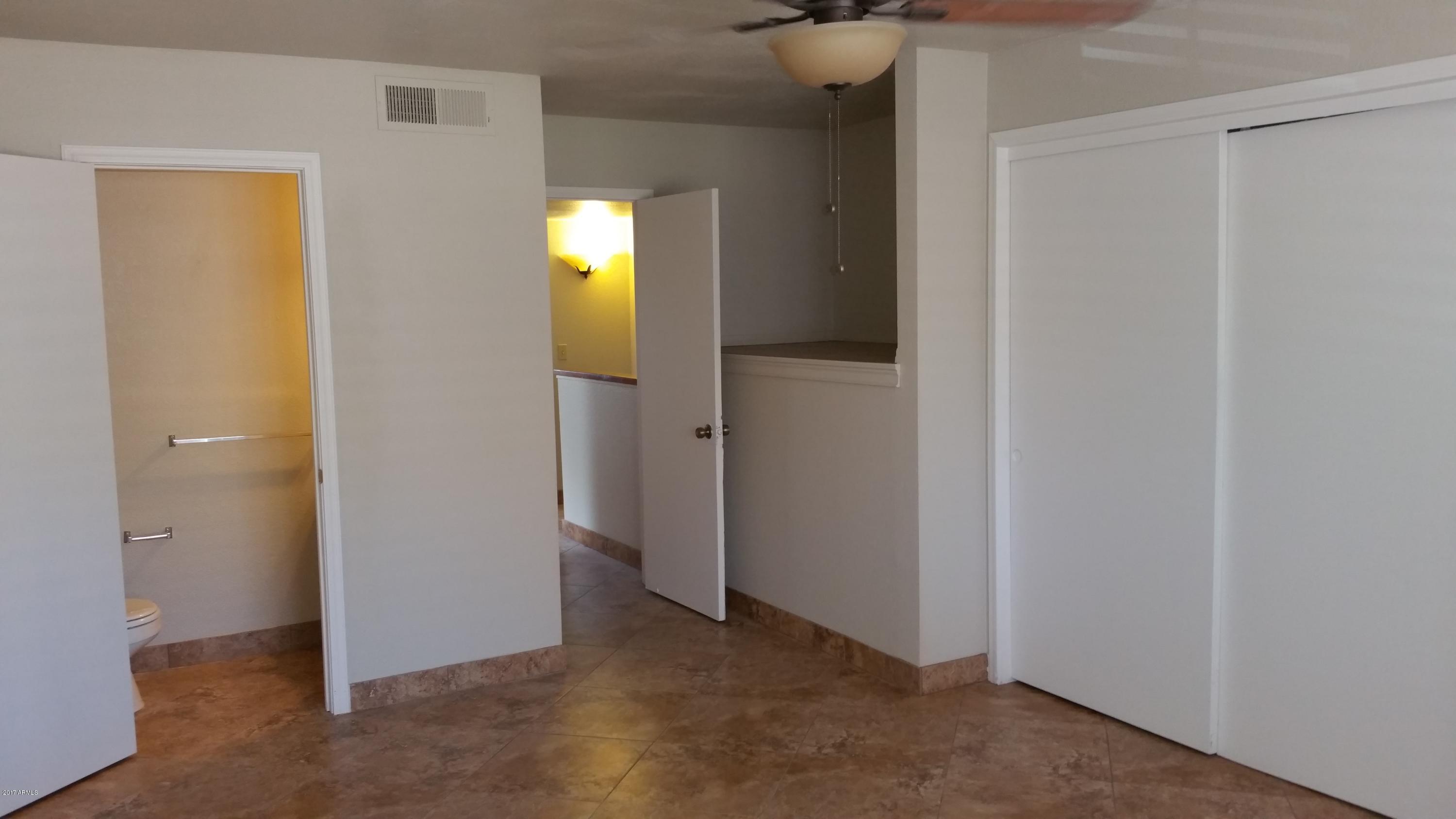 2031 West Bloomfield Road, Unit 6 Phoenix, AZ 85029 - Photo 20 of 37 20170922_130601