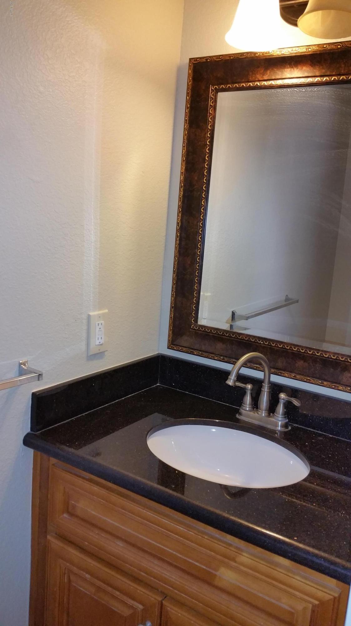 2031 West Bloomfield Road, Unit 6 Phoenix, AZ 85029 - Photo 23 of 37 20170922_130456 1