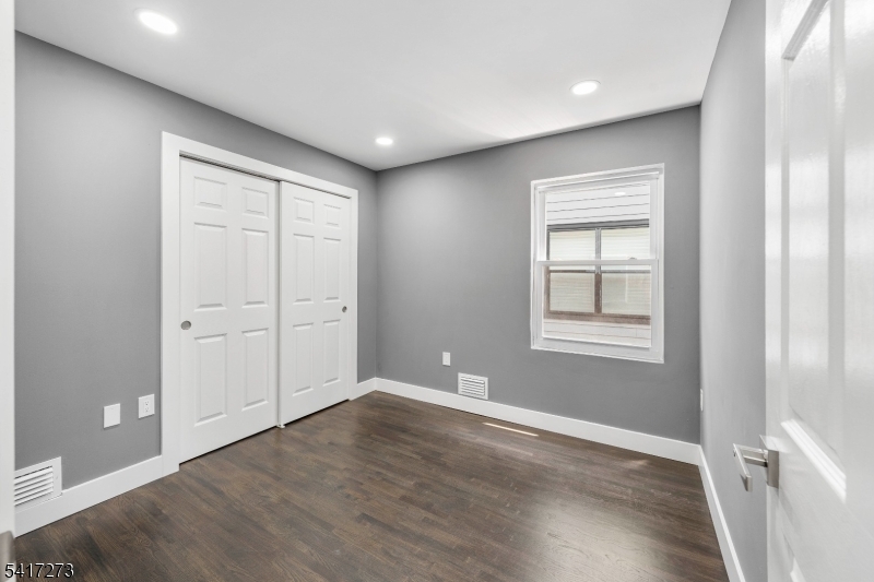 1117 Chestnut Street Elizabeth, NJ 07201 - Photo 10 of 21