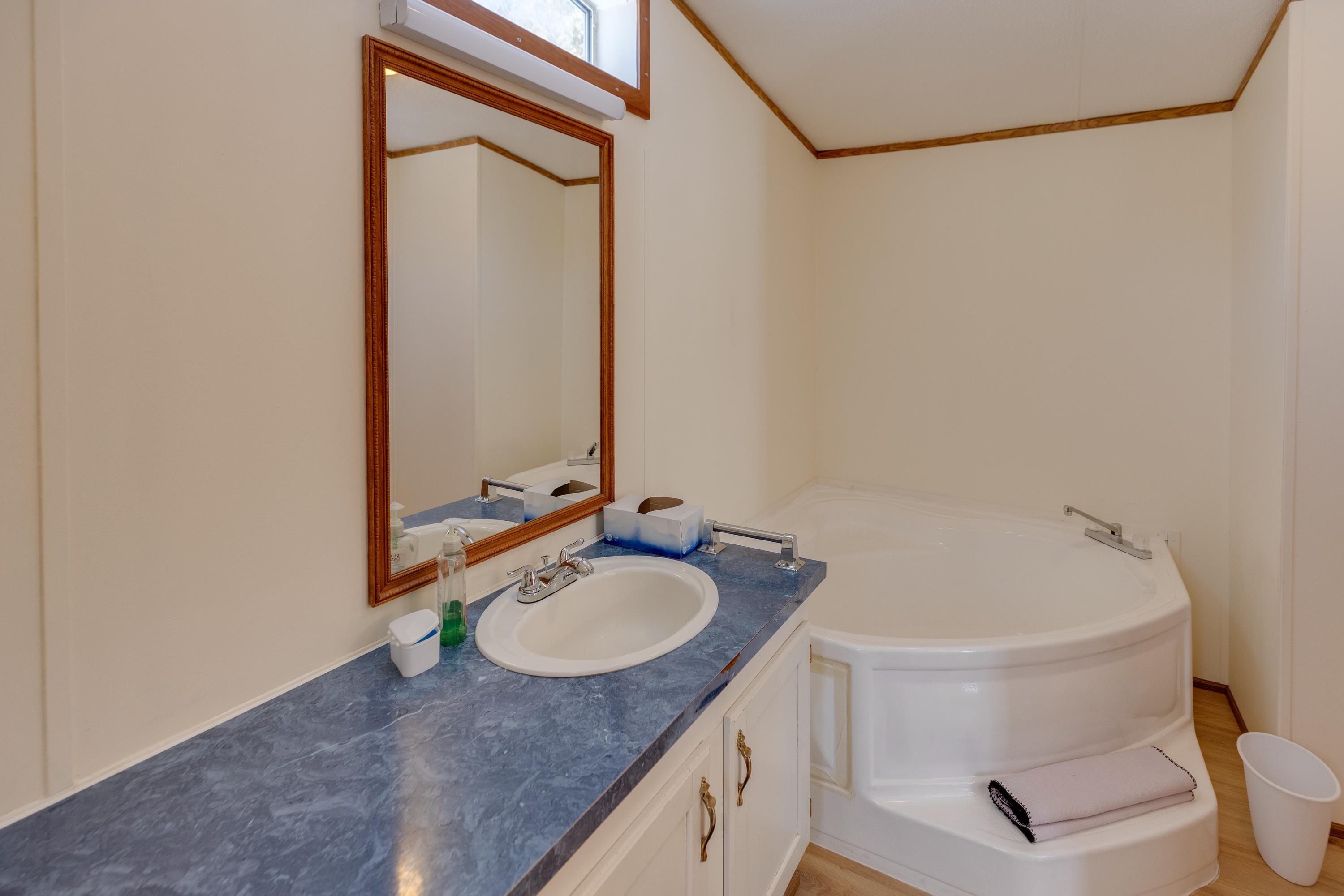 693 Littleton Road Whitefield, NH 03598 - Photo 6 of 32 Gallery Image 6