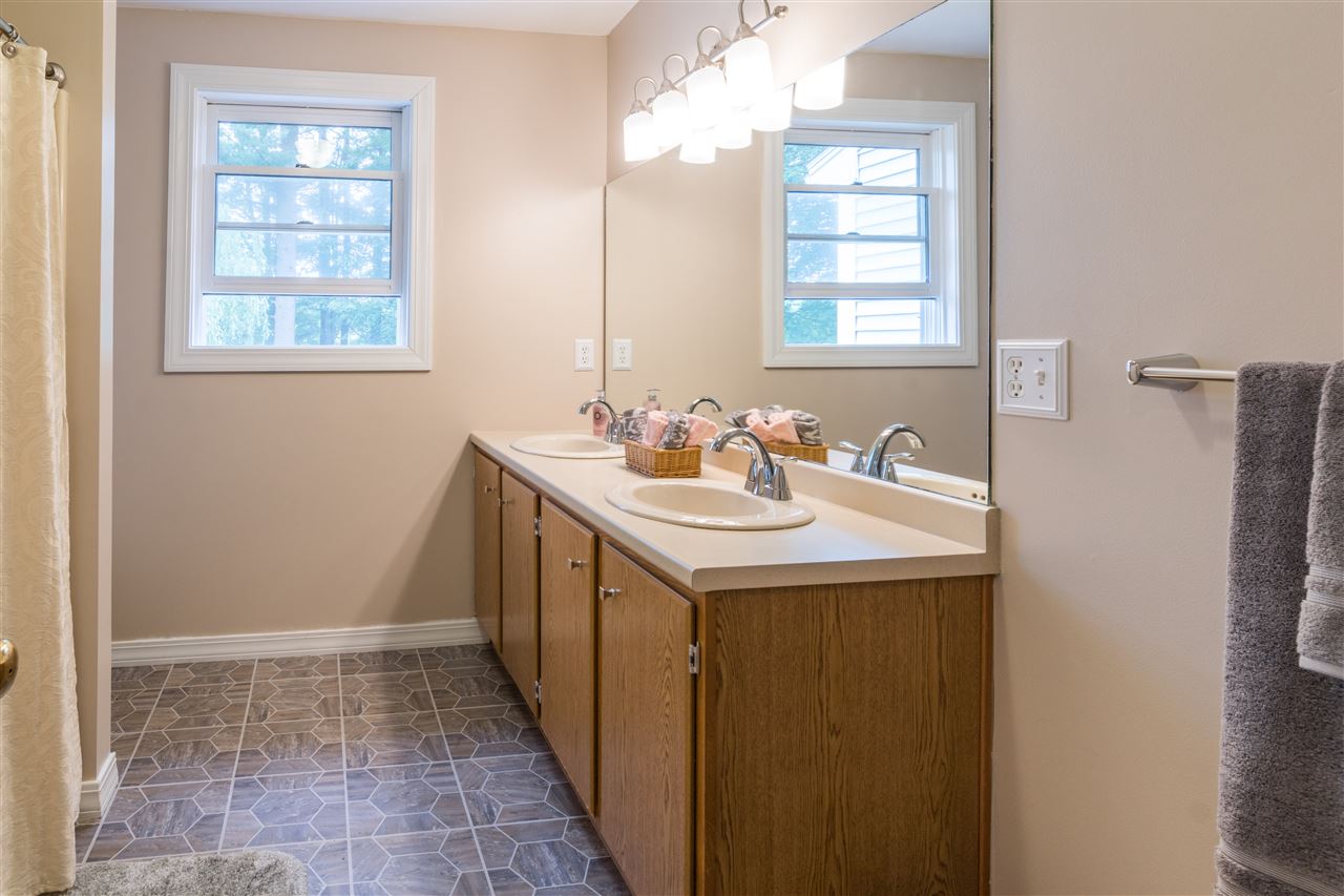 42 Mallard Point Road Merrimack, NH 03054 - Photo 26 of 31