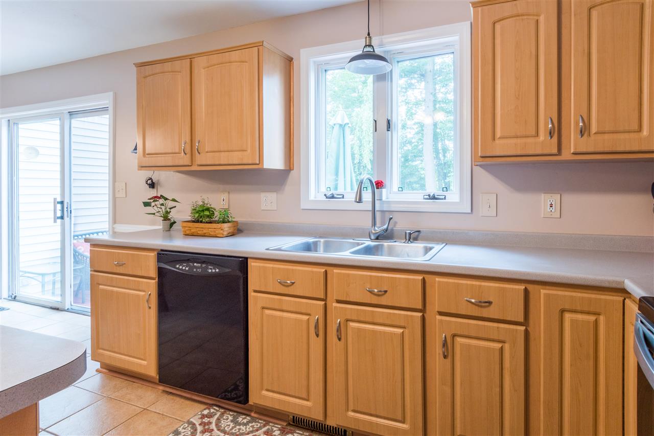 42 Mallard Point Road Merrimack, NH 03054 - Photo 5 of 31