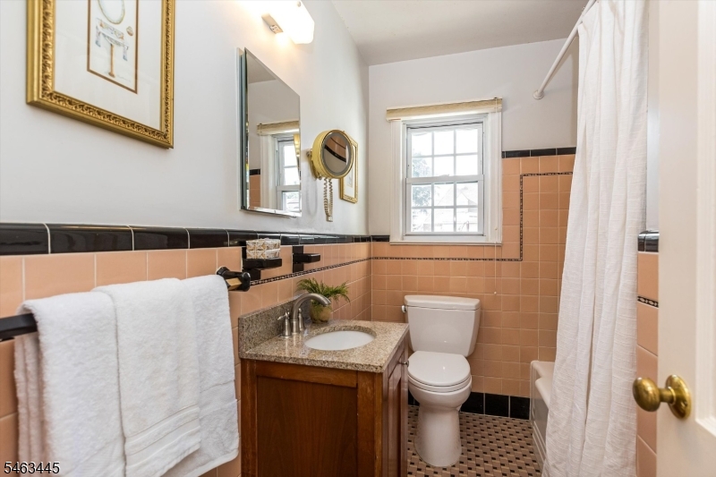 1014 Norton Road Union, NJ 07083 - Photo 22 of 37 Gallery Image 22