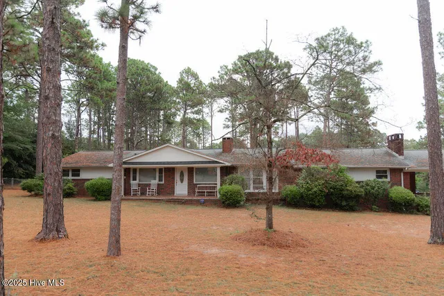 $245,000 | 303 Dogwood Lane, Hamlet, NC 28345