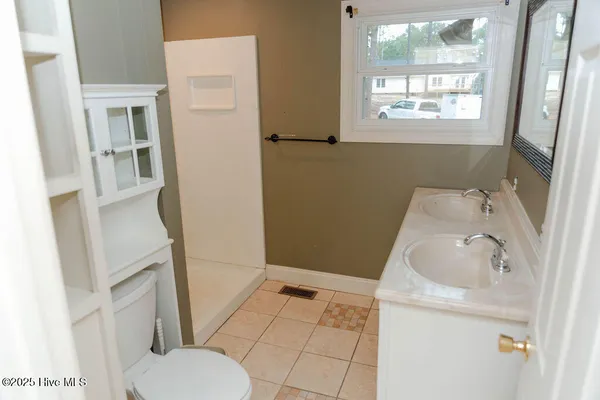 $245,000 | 303 Dogwood Lane, Hamlet, NC 28345
