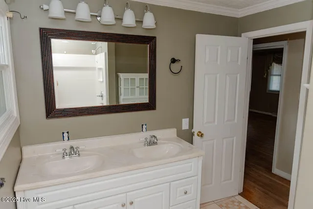 $245,000 | 303 Dogwood Lane, Hamlet, NC 28345