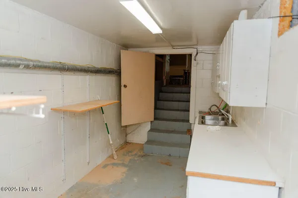 $245,000 | 303 Dogwood Lane, Hamlet, NC 28345