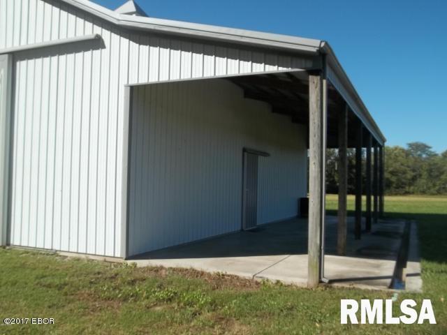 6864 South Forest Church Road Benton, IL 62812 - Photo 2 of 7 Gallery Image 2
