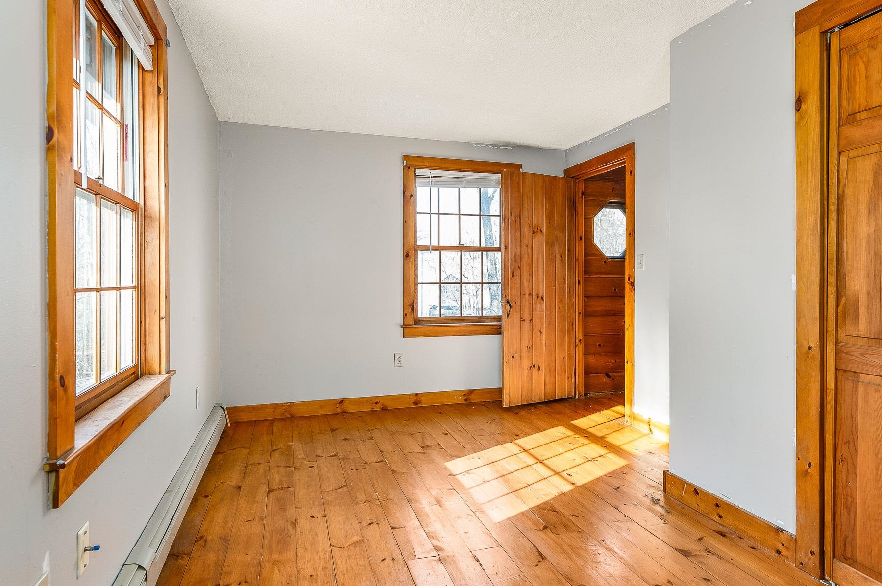 13 Darby Lane Rochester, NH 03839 - Photo 15 of 38