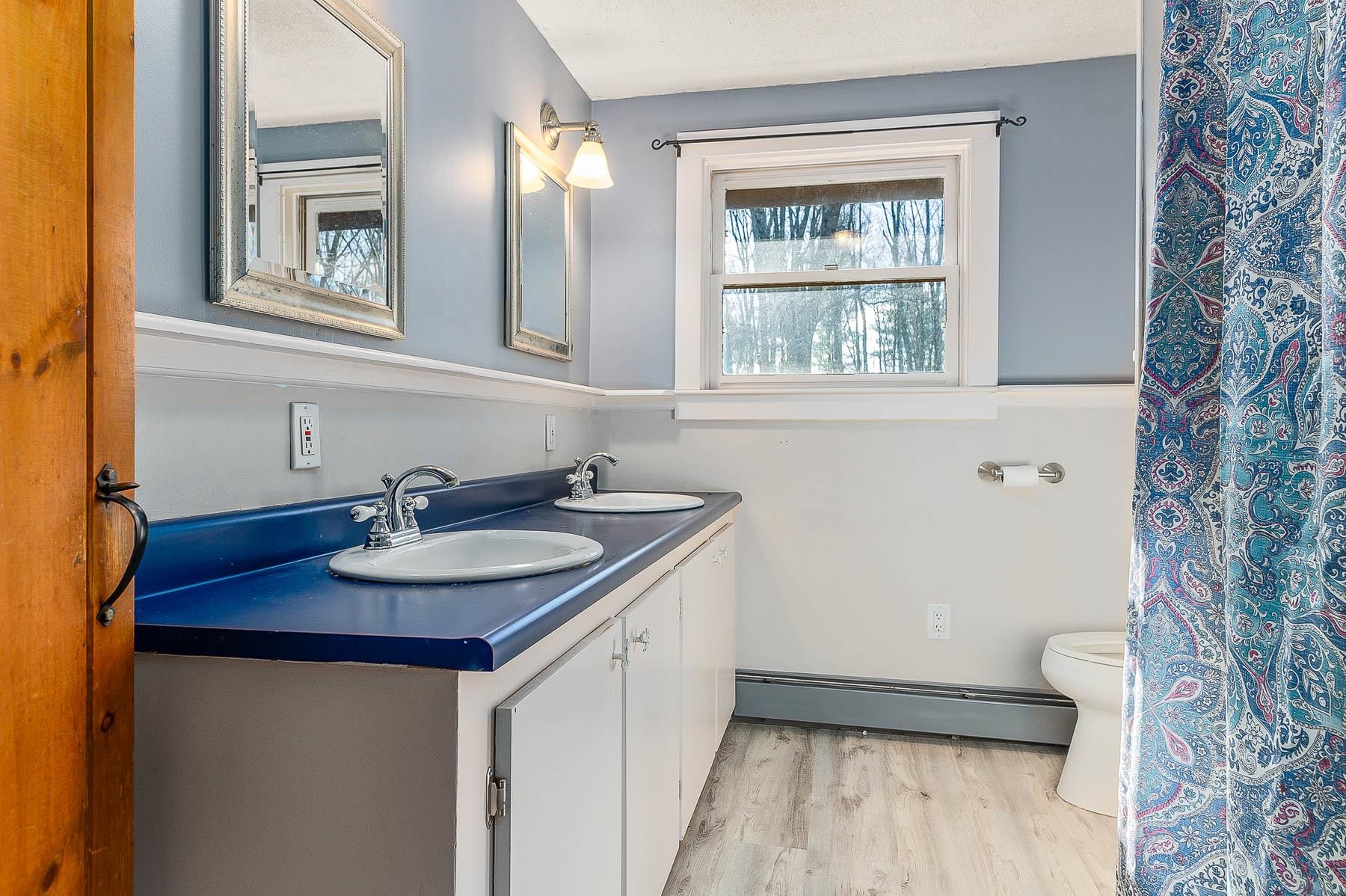 13 Darby Lane Rochester, NH 03839 - Photo 19 of 38