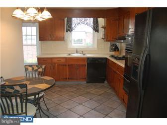 944 Rocklynn Road Springfield, PA 19064 - Photo 4 of 12 Gallery Image 4