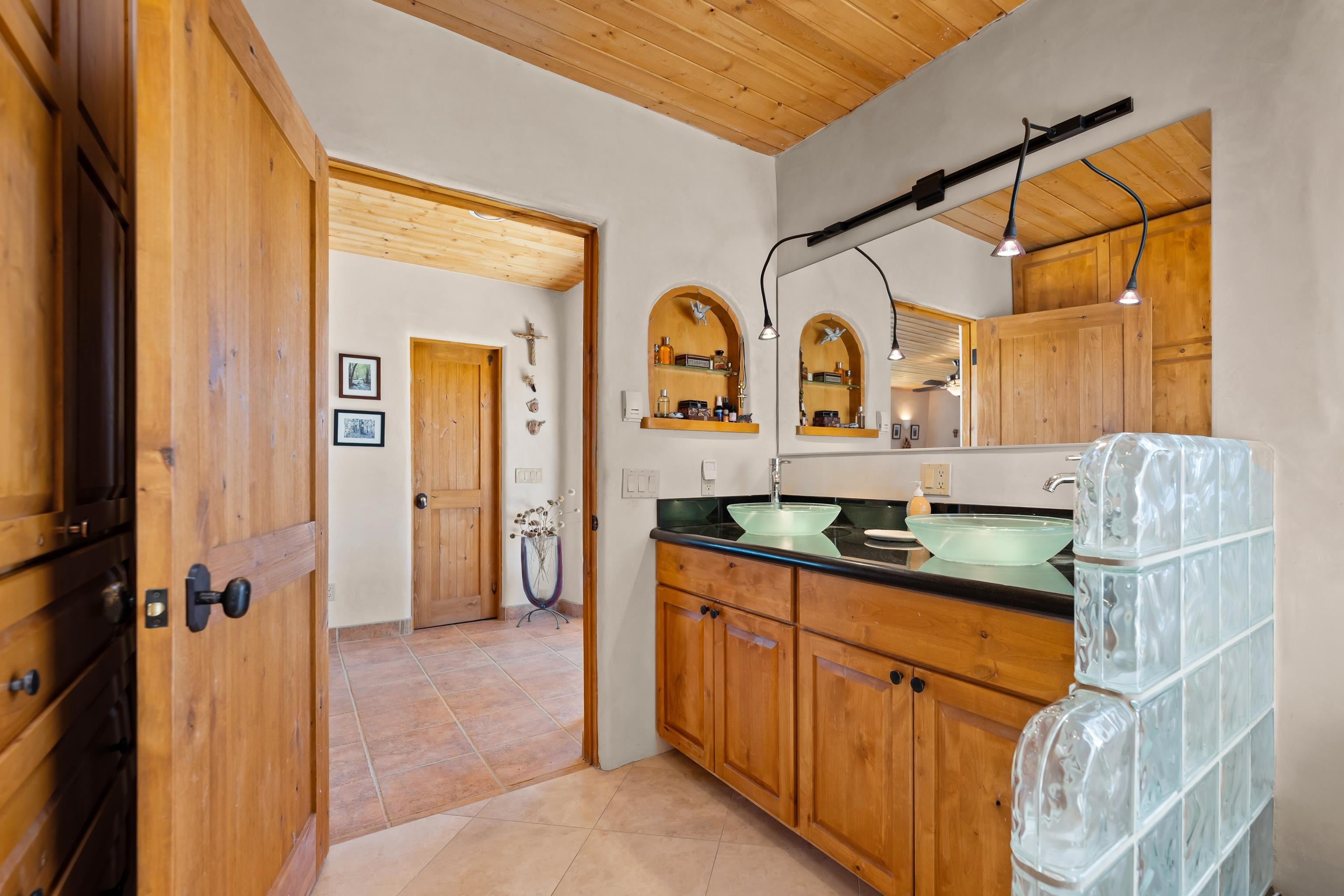 2 Tecolote Road El Prado, NM 87529 - Photo 24 of 39 Gallery Image 24