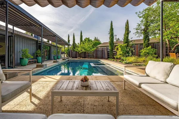 $2,450,000 | 1843 Spring Mountain Court, St. Helena, CA 94574