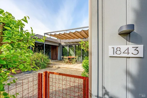 $2,450,000 | 1843 Spring Mountain Court, St. Helena, CA 94574