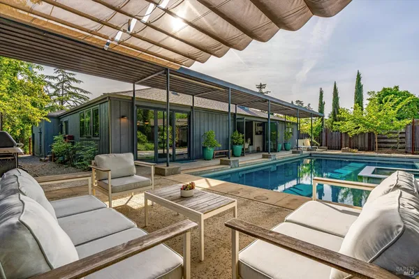$2,450,000 | 1843 Spring Mountain Court, St. Helena, CA 94574