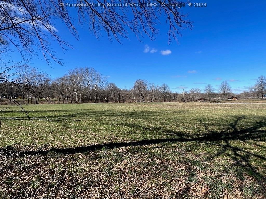 660 Fox Fire Road Milton, WV 25541 - Photo 6 of 24 Gallery Image 6